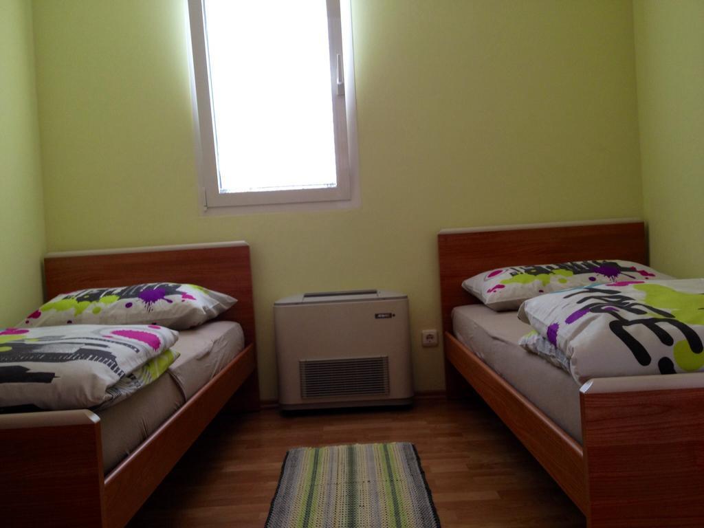 Apartments Rukavina روغوزنيكا الغرفة الصورة